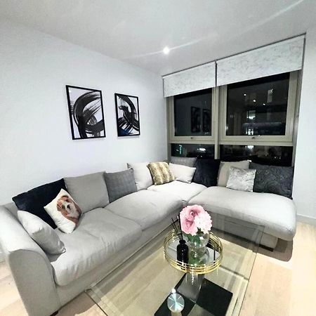 Stylish Apartment Docklands Londra Dış mekan fotoğraf